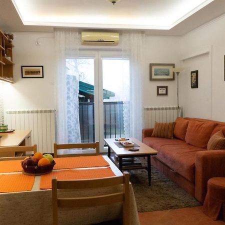 Apartment Akacija Gardens Beograd Bagian luar foto