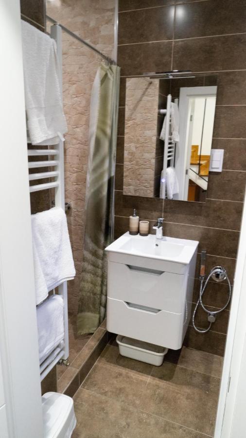 Apartment Akacija Gardens Beograd Bagian luar foto
