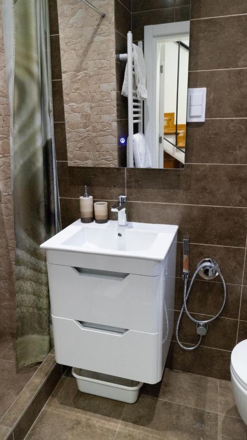 Apartment Akacija Gardens Beograd Bagian luar foto