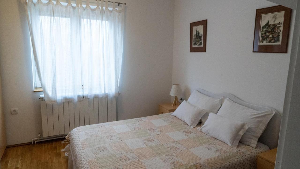 Apartment Akacija Gardens Beograd Bagian luar foto