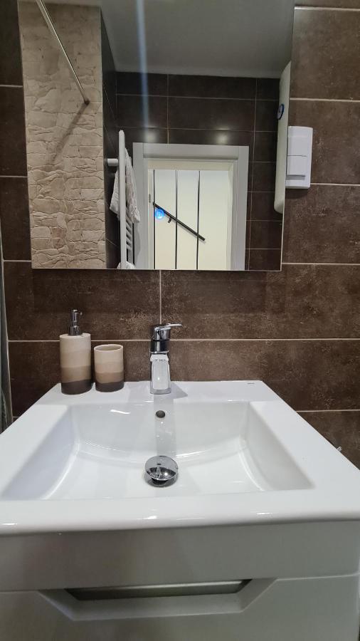 Apartment Akacija Gardens Beograd Bagian luar foto