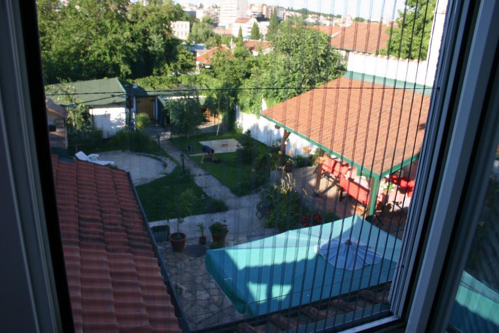 Apartment Akacija Gardens Beograd Bagian luar foto